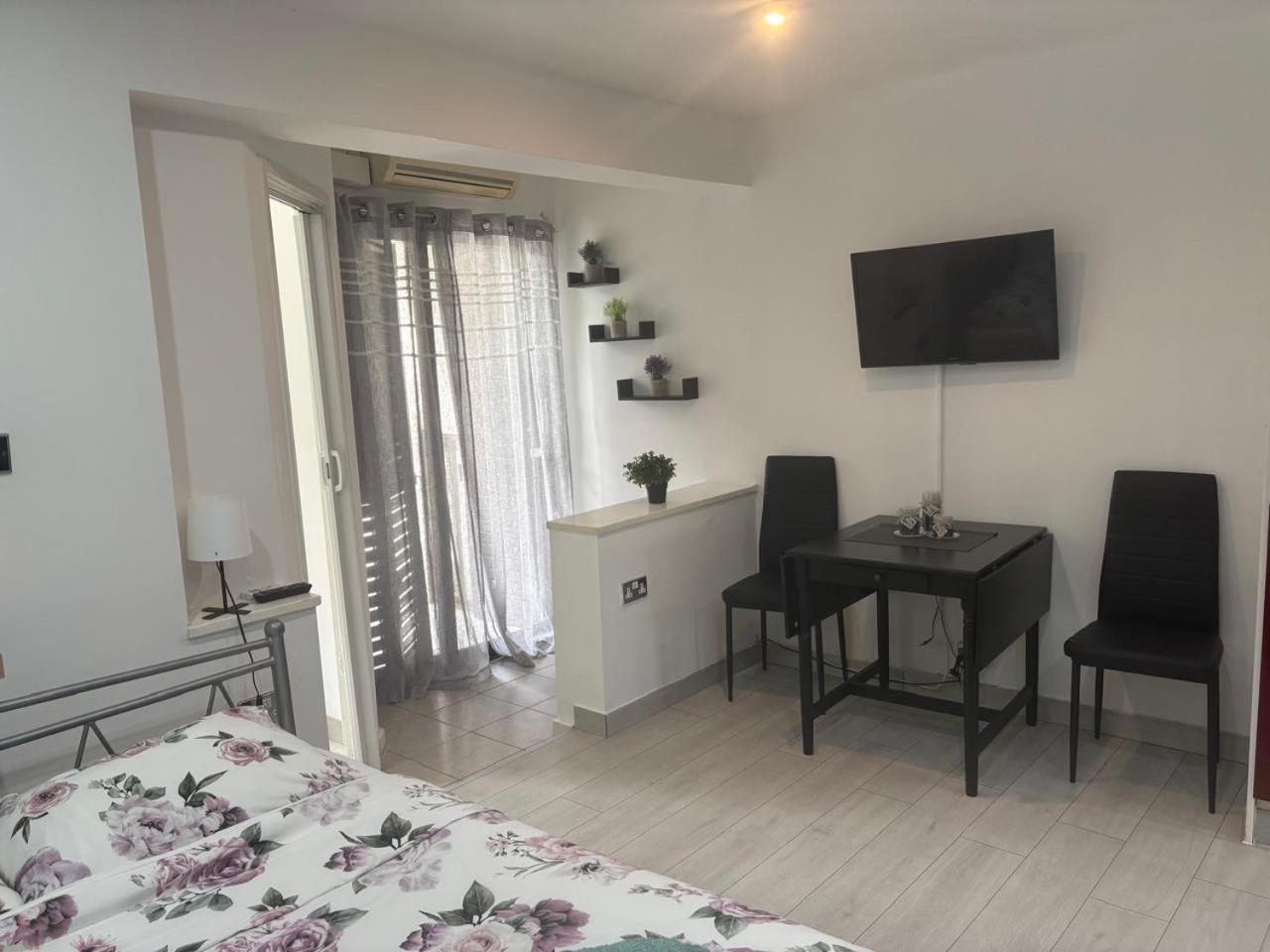 Theodoros Apt.22 Paralimni Ngoại thất bức ảnh